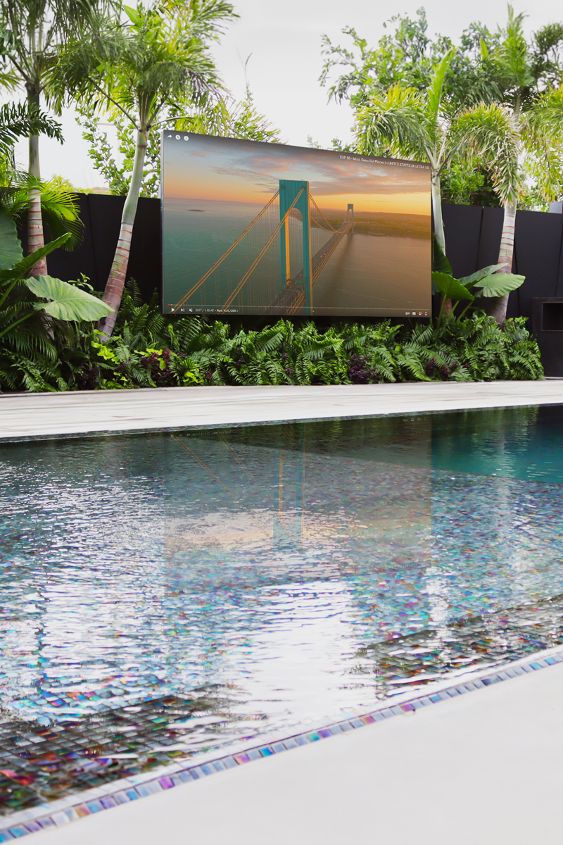 מסך בקיסריה